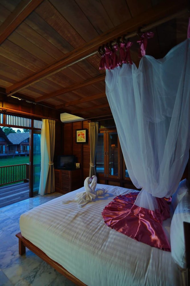 Rice Farm Villa Suratthani 9/32