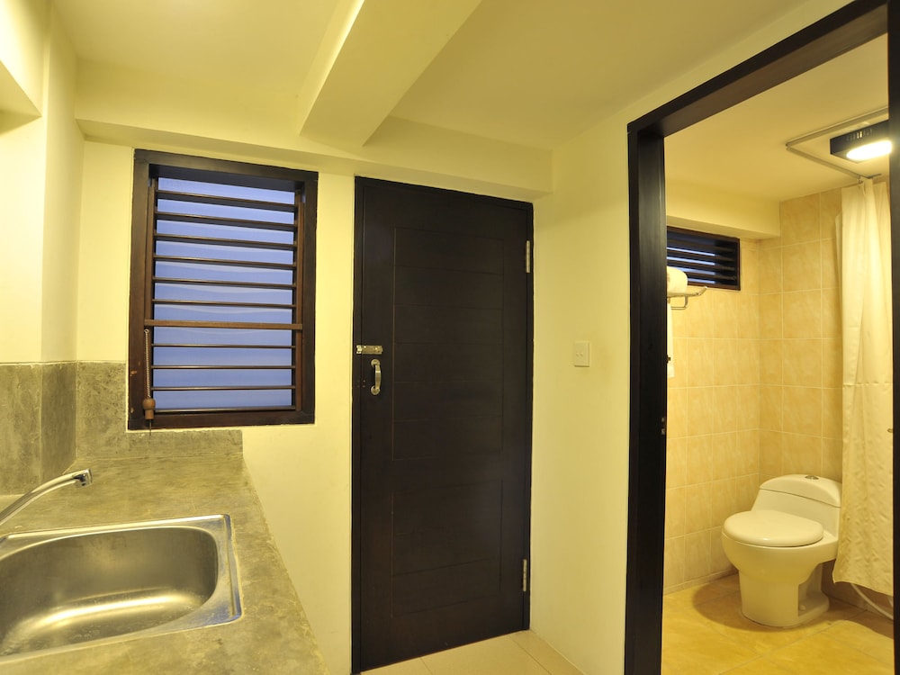 Ganga Hotel Apartments 24/55