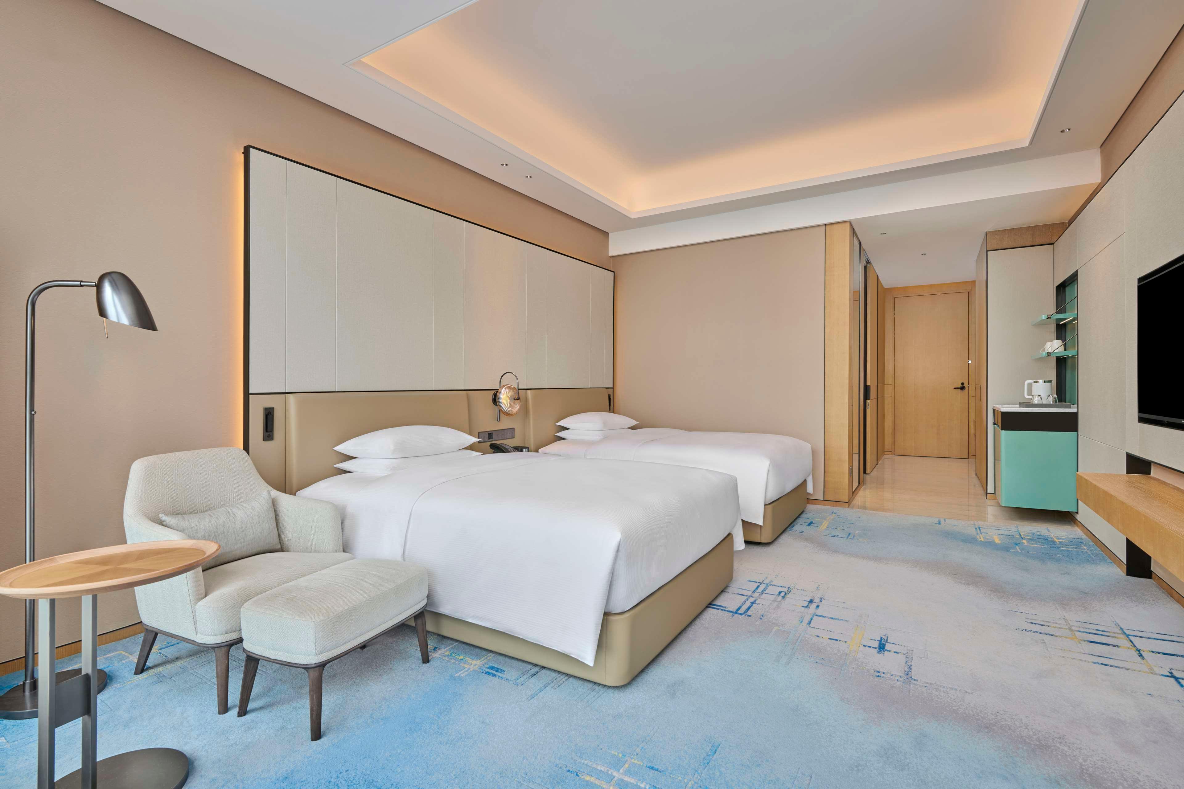 PREMIUM, TWIN BEDS