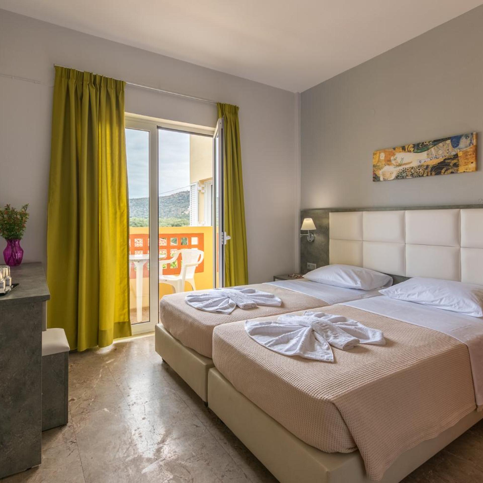 Maria Hotel 7/56