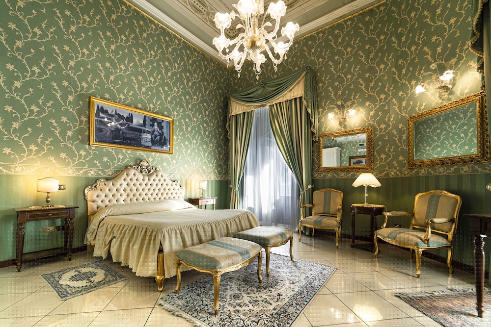 Villa Romeo 27/36