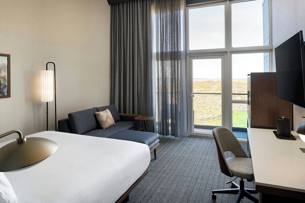 Residence Inn by Marriott Sand City Monterey 16/50