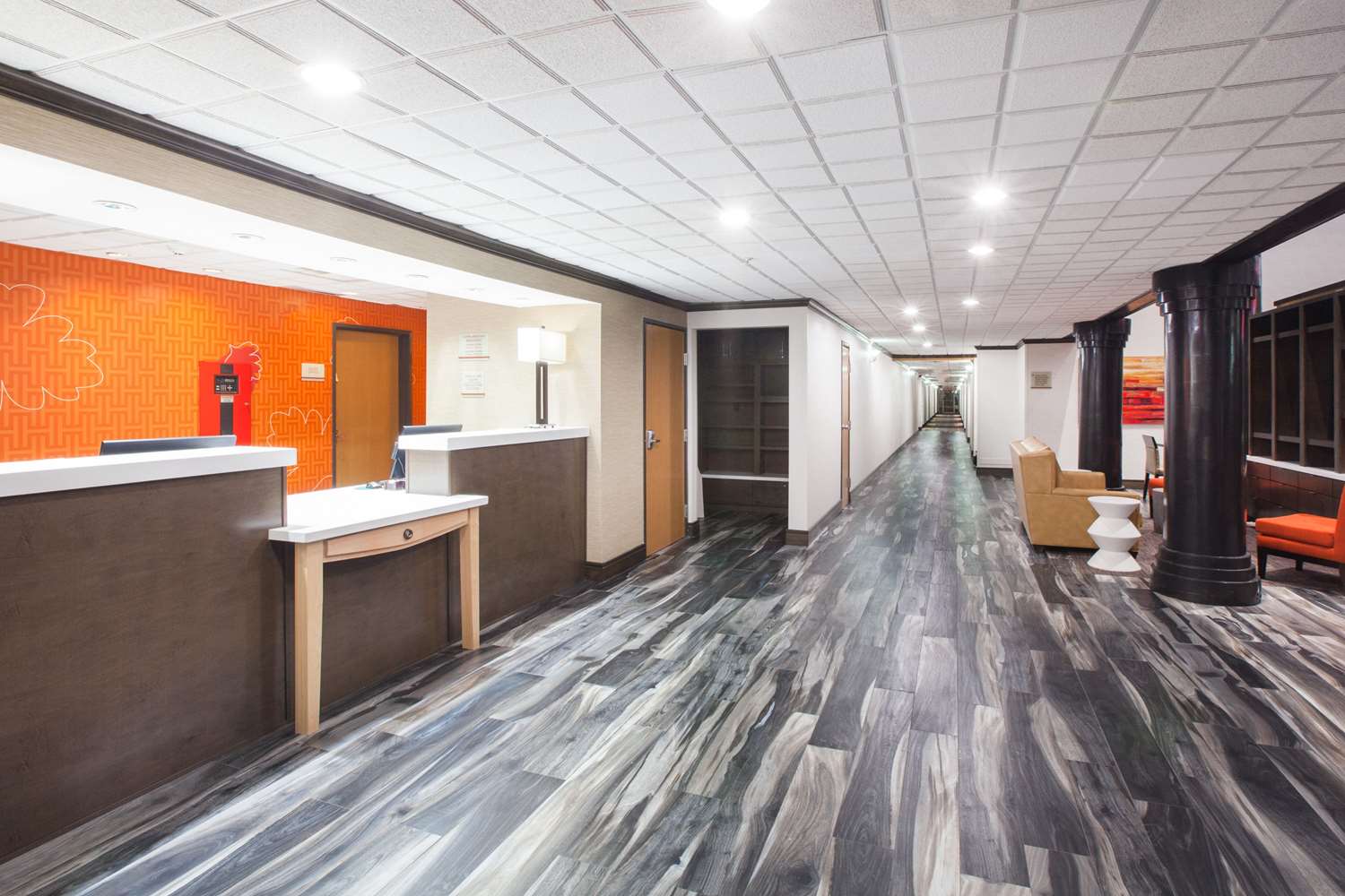 Hawthorn Suites by Wyndham Corpus Christi 3/10