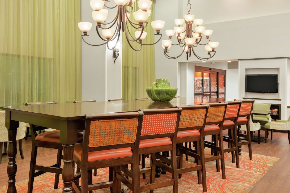 Hampton Inn And Suites San Luis Obispo 38/49