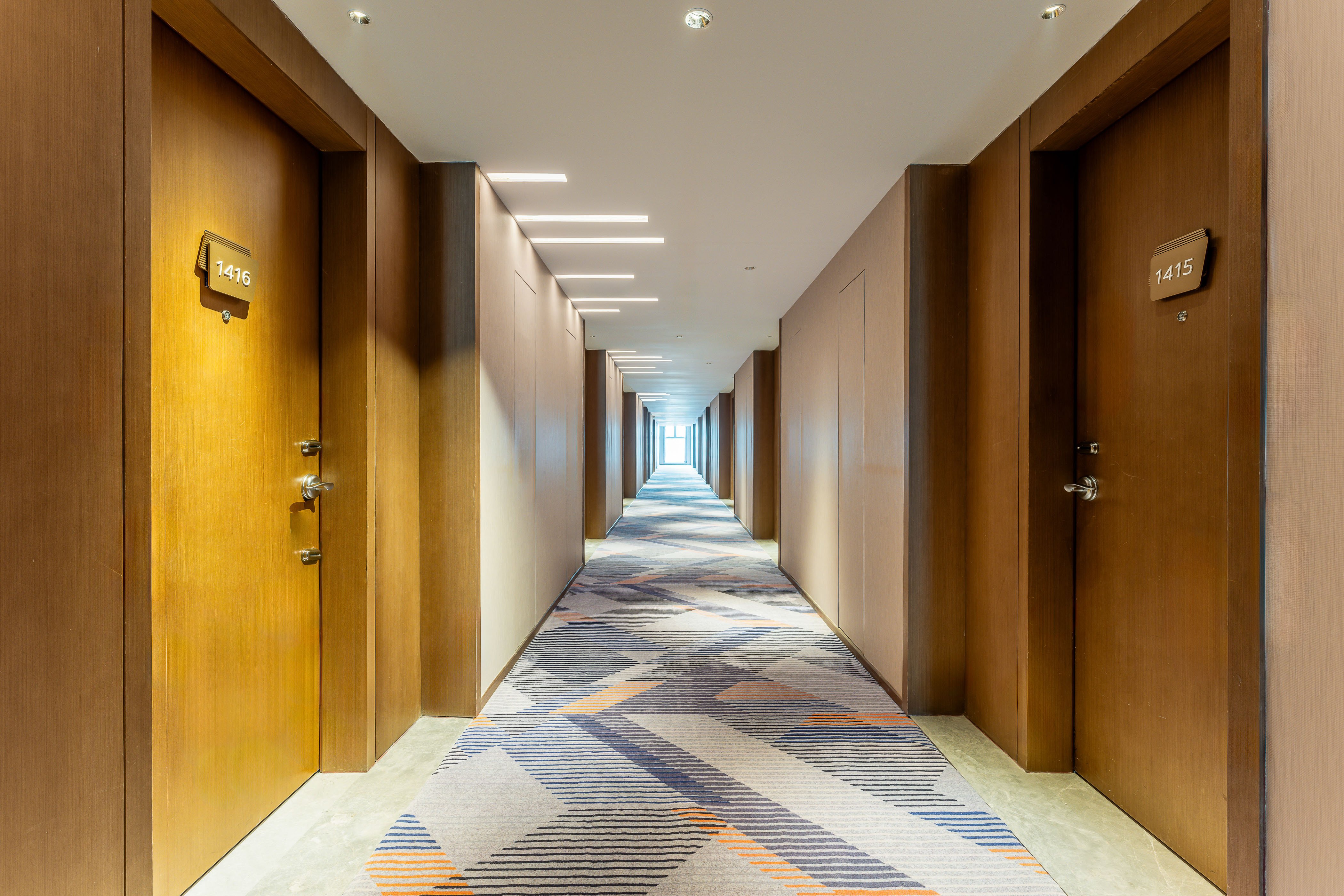 Holiday Inn Express Hangzhou Huanglong 25/50