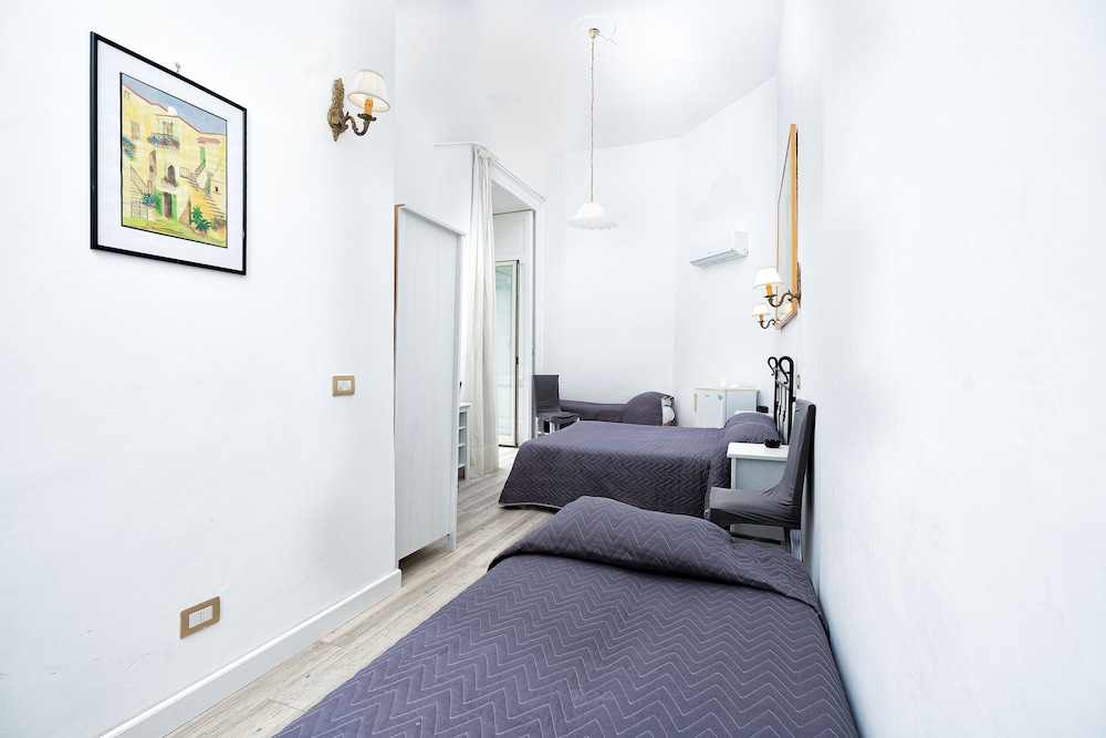Hotel Fontana 52/65