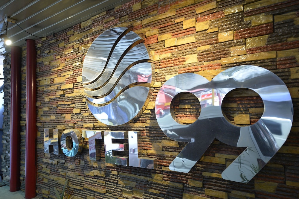 Hotel 99 Quiapo 57/61