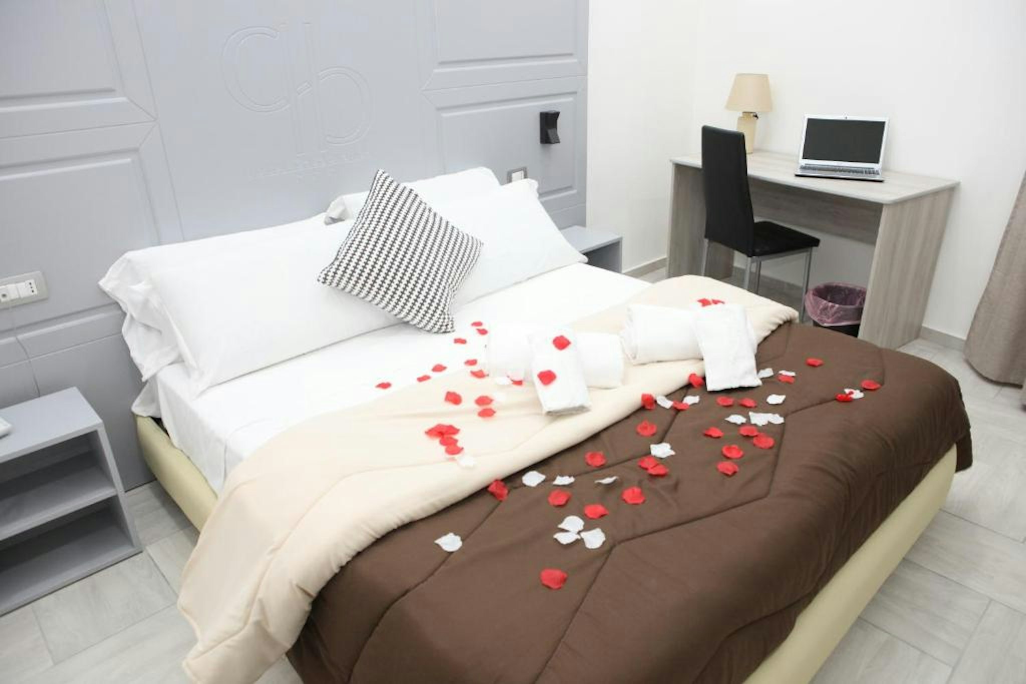 Hotel Casablanca 11/33