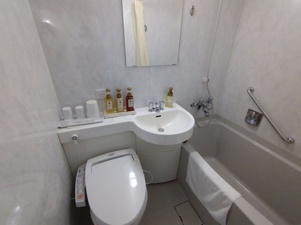 SEMI ROOM, STANDARD, SEMI DOUBLE BED