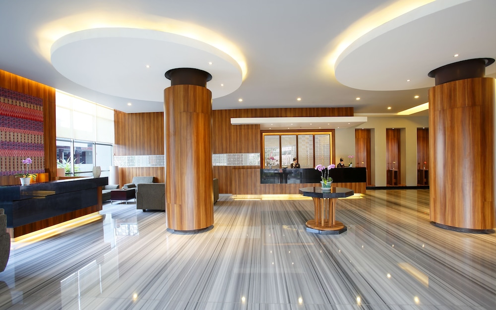 Hotel Santika Makassar 5/37