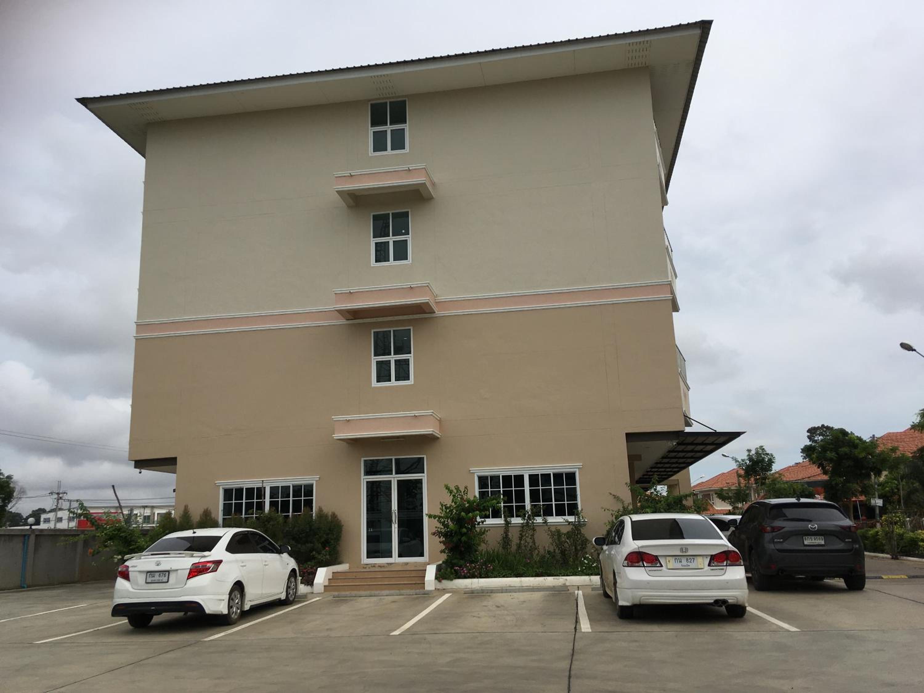 Boonbundal Hotel 39/50