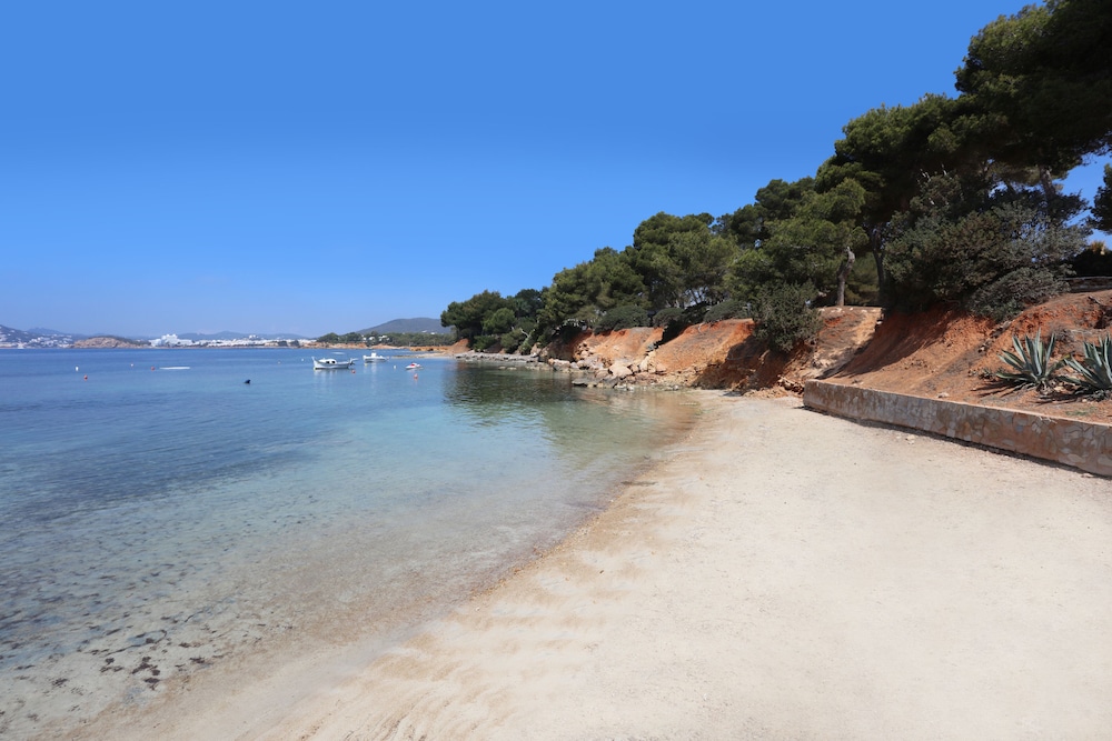 Iberostar Selection Santa Eulalia Ibiza - Adults Only 74/77