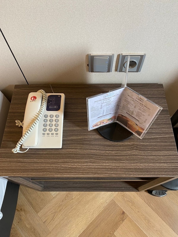 Fieris Hotel 45/50
