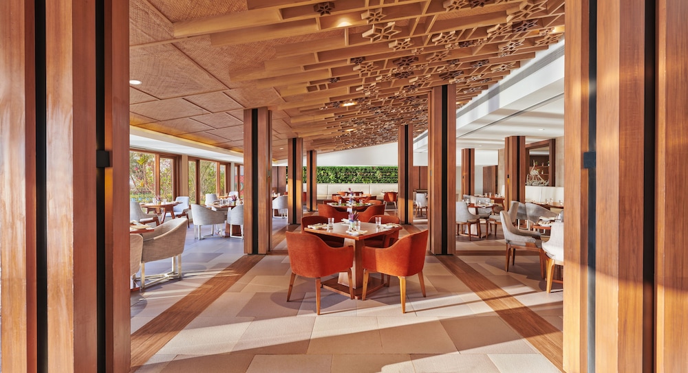 THE RESORT 59/77