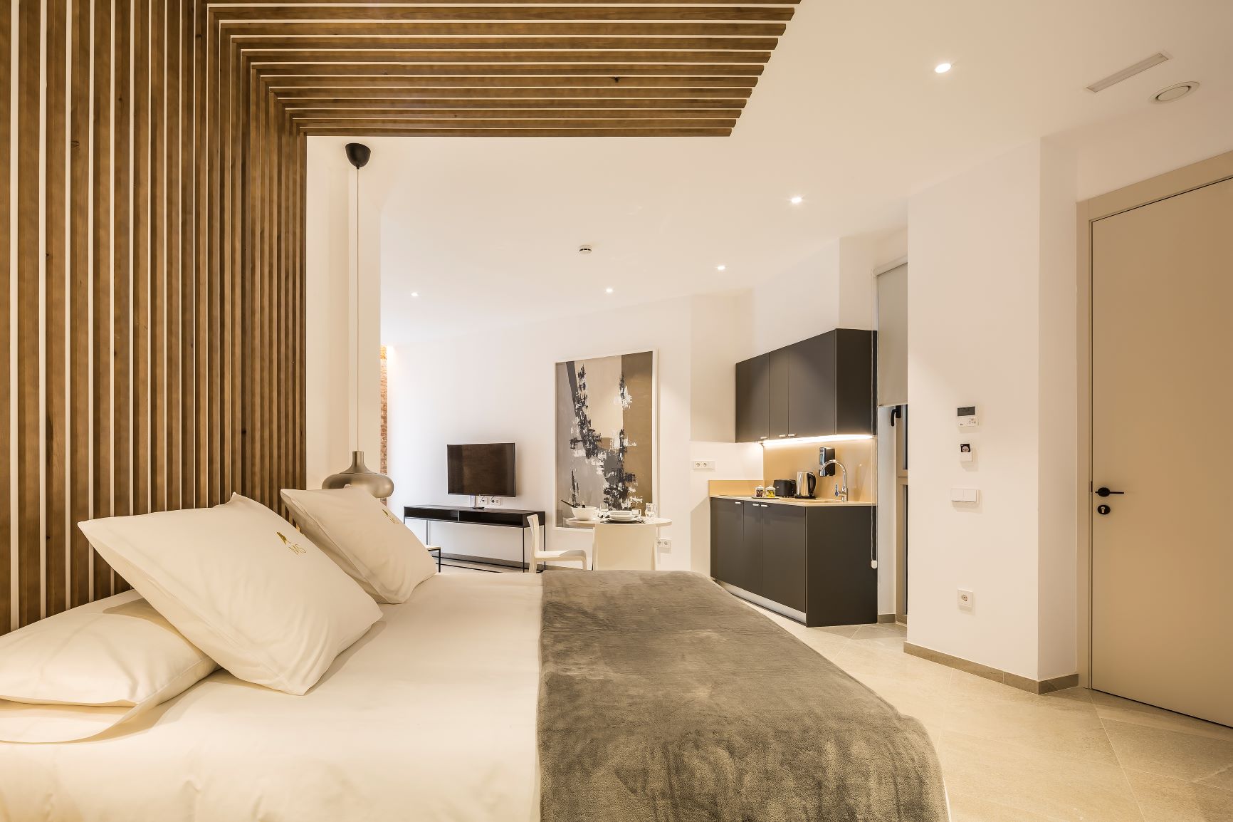 Mon Suites Benlliure 8/23