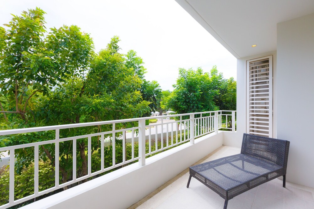Summer Hua Hin Condominium 11/66