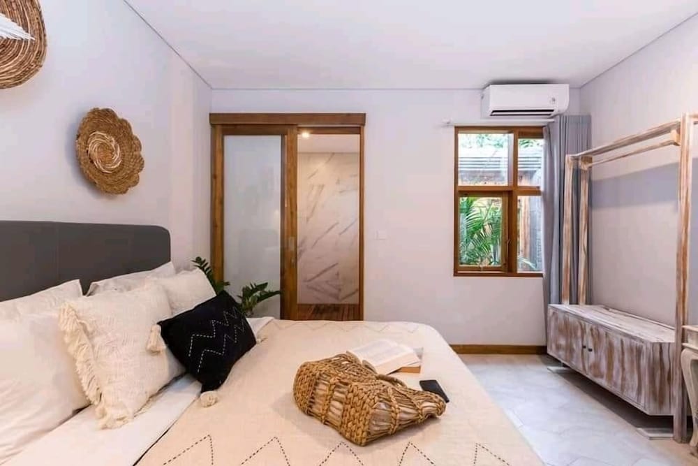 Kakul Villas & Suites 48/82