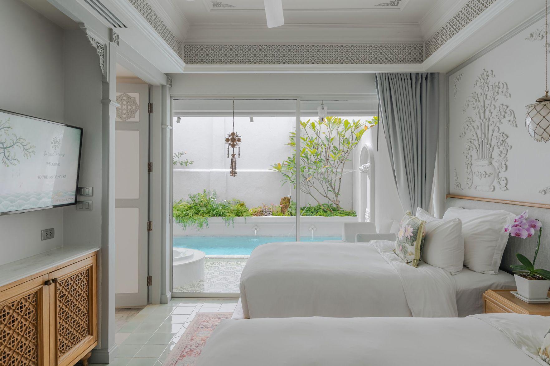 Pool, Junior Suite, Twin Beds, 2 Double Beds