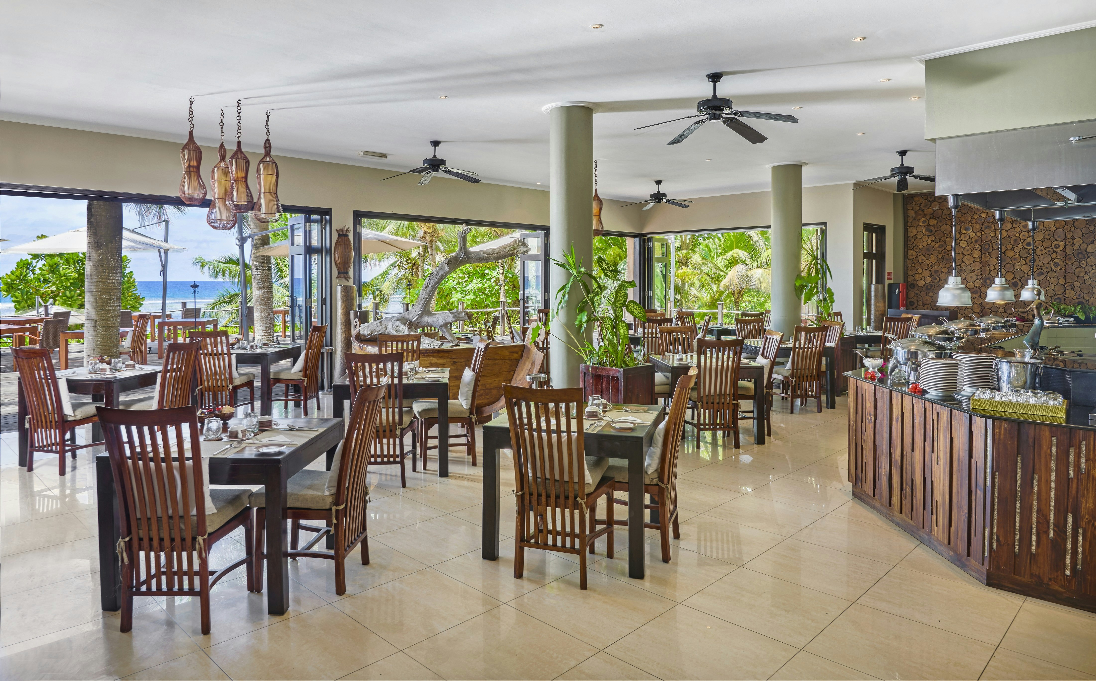 Doubletree By Hilton Seychelles Allamanda Resort And Spa 45/70