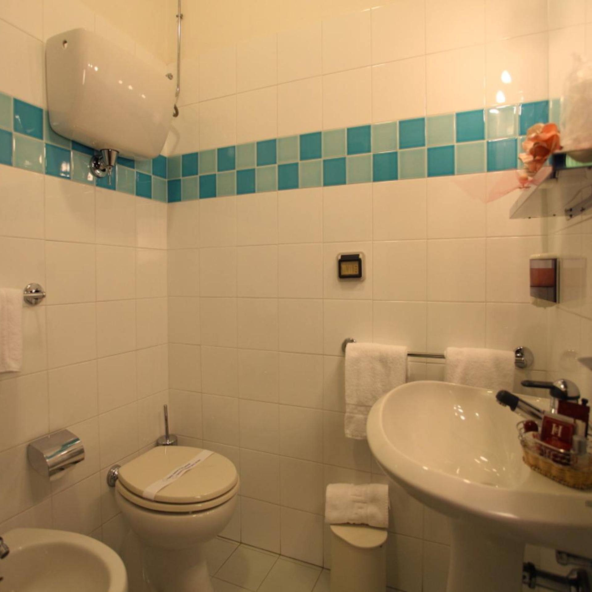 Euro Hotel 49/50