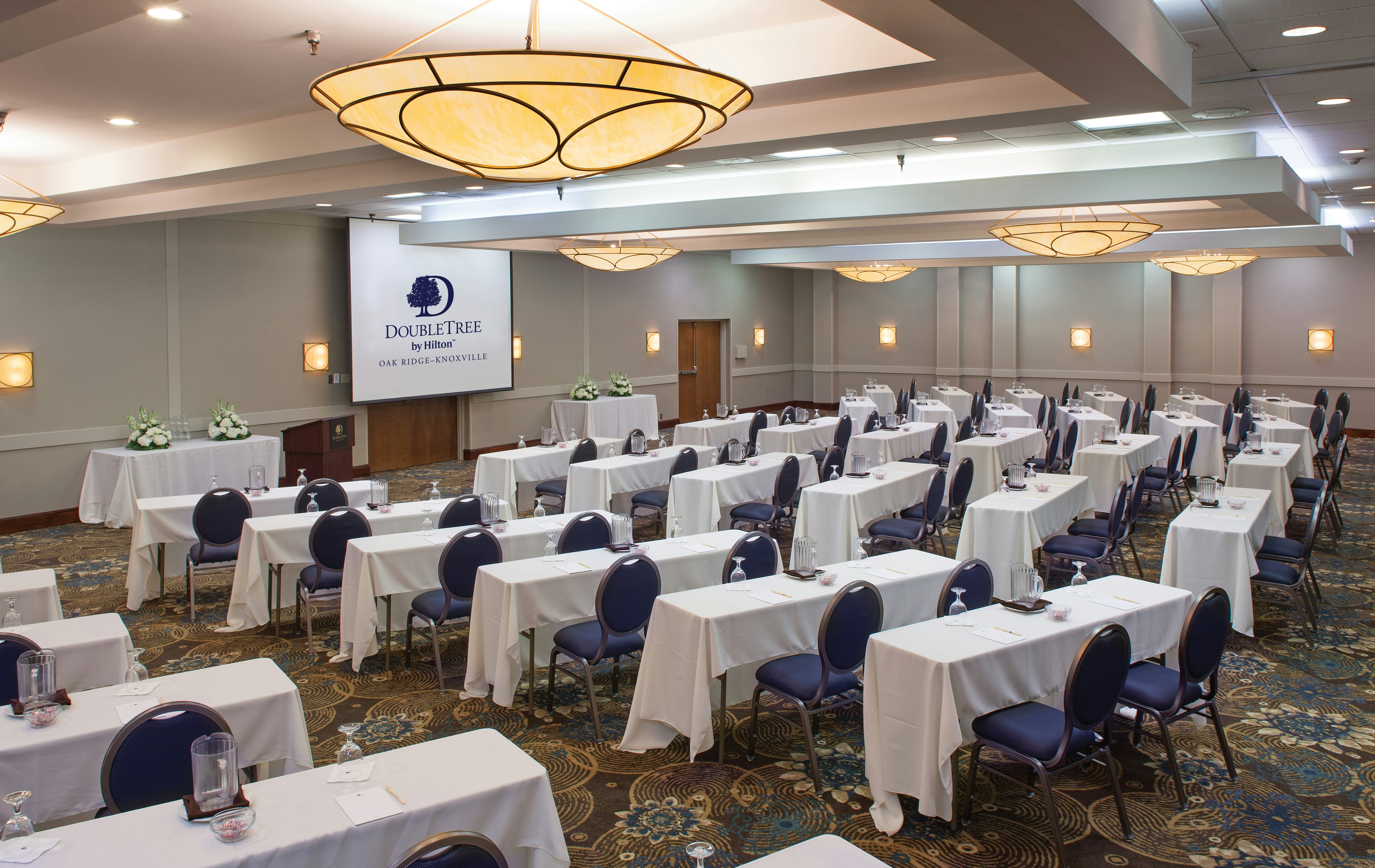 Doubletree By Hilton Hotel Oak Ridge Knoxville 50/65