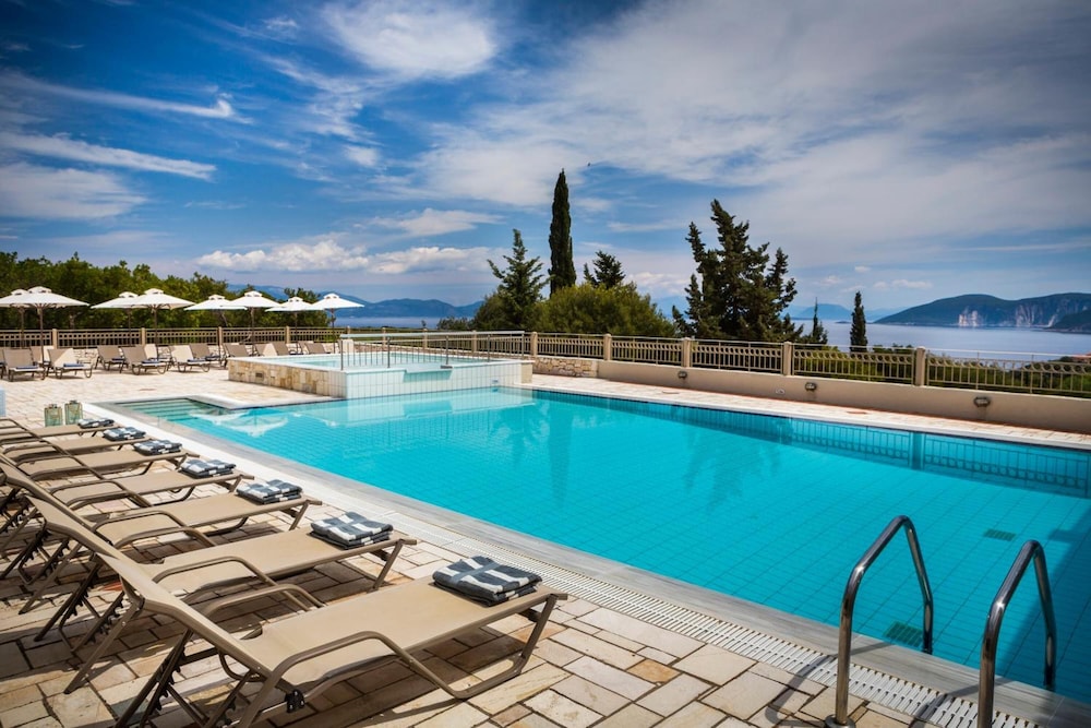 Almyra Hotel 36/44
