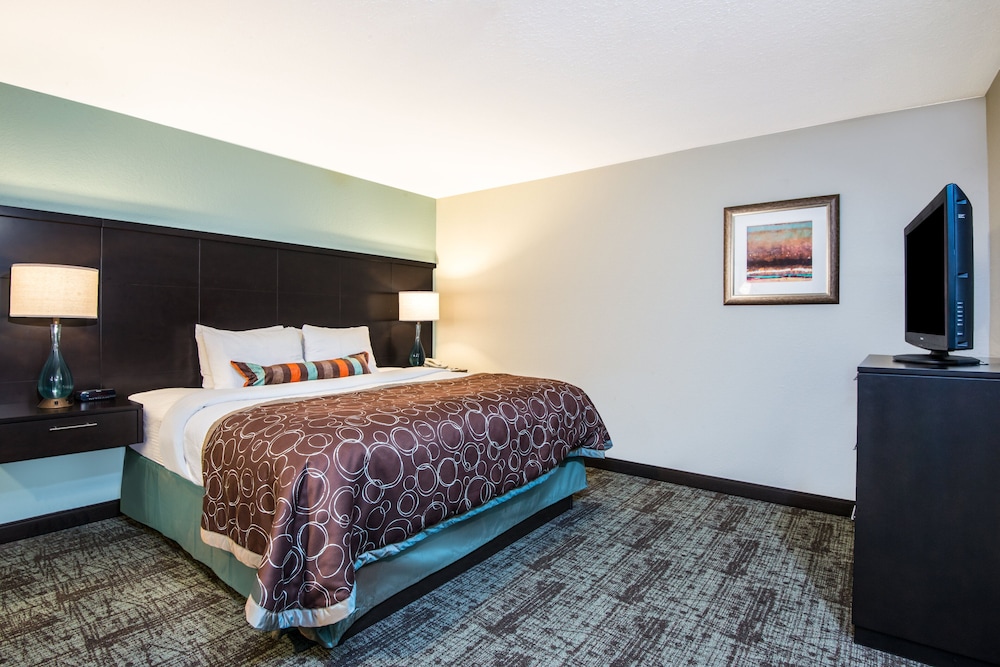 Staybridge Suites Allentown West 13/40