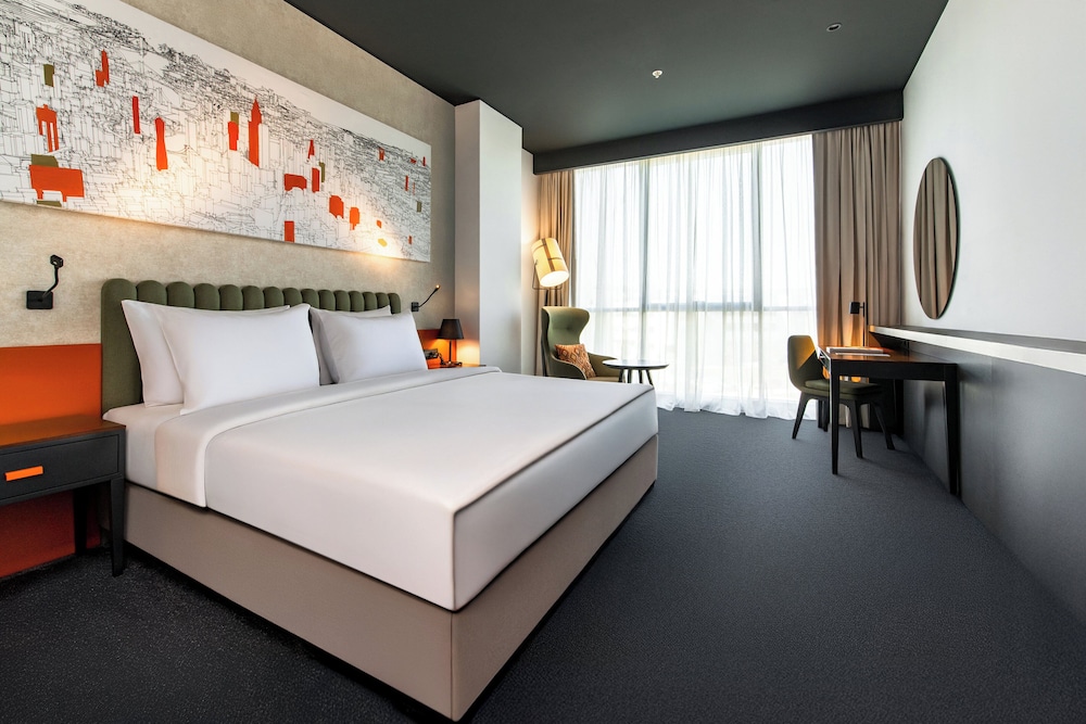 Diplomat, Suite, Single Bed