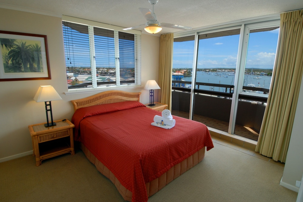 Newport Mooloolaba 30/76