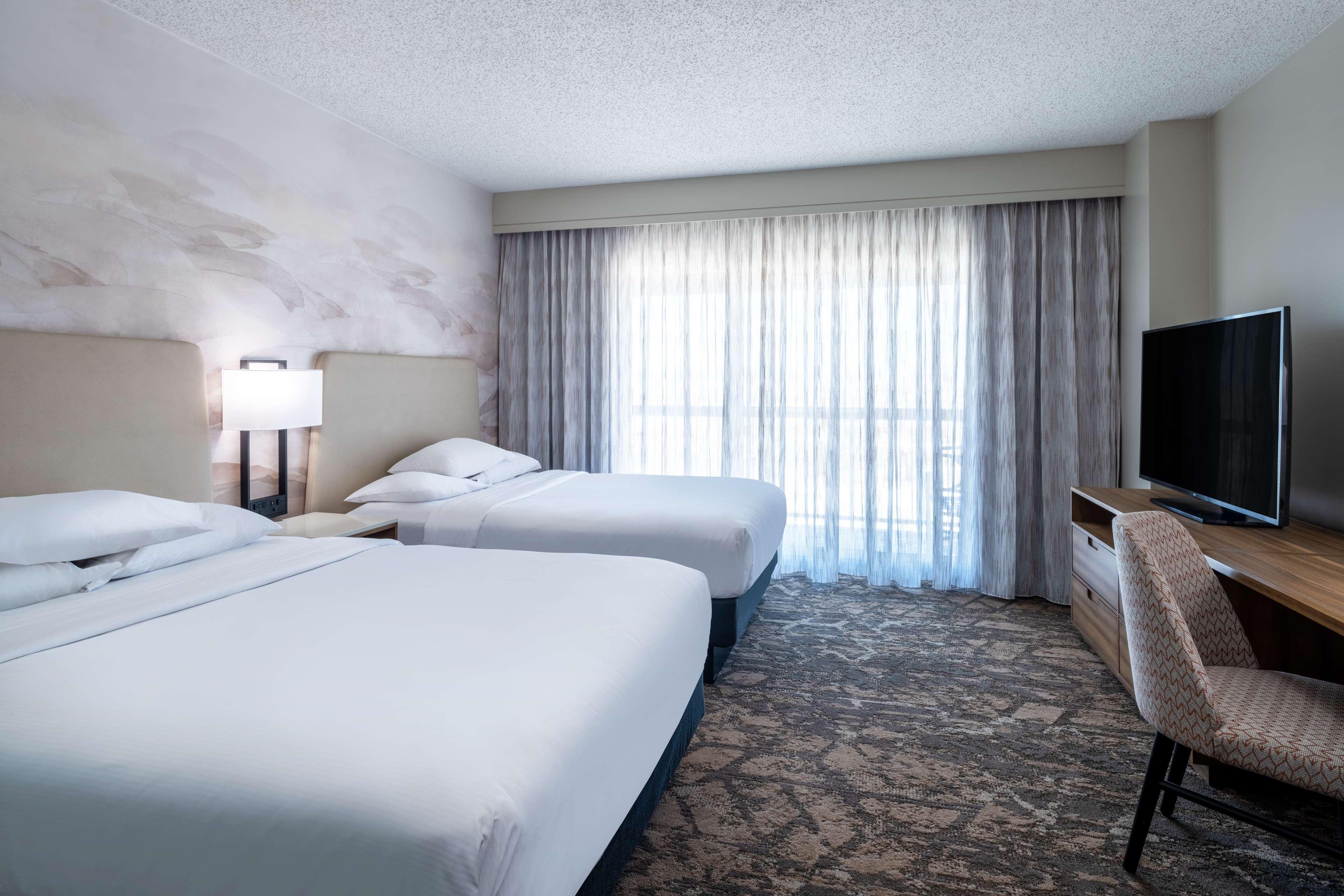 2 ROOMS, PREMIUM, SUITE, 2 QUEEN BEDS