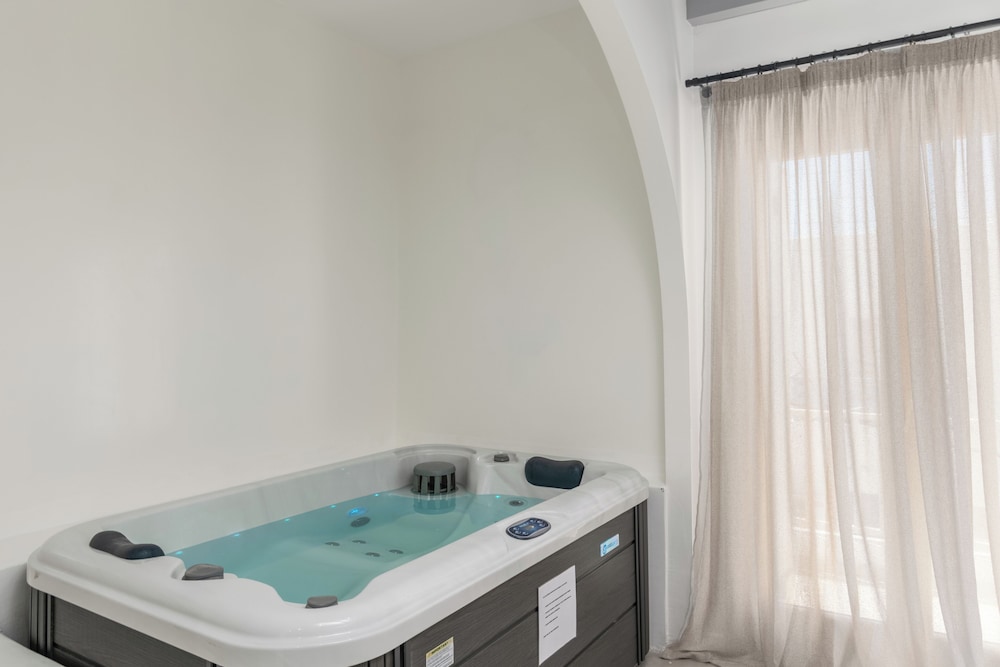 Arco Solium Suites 29/48