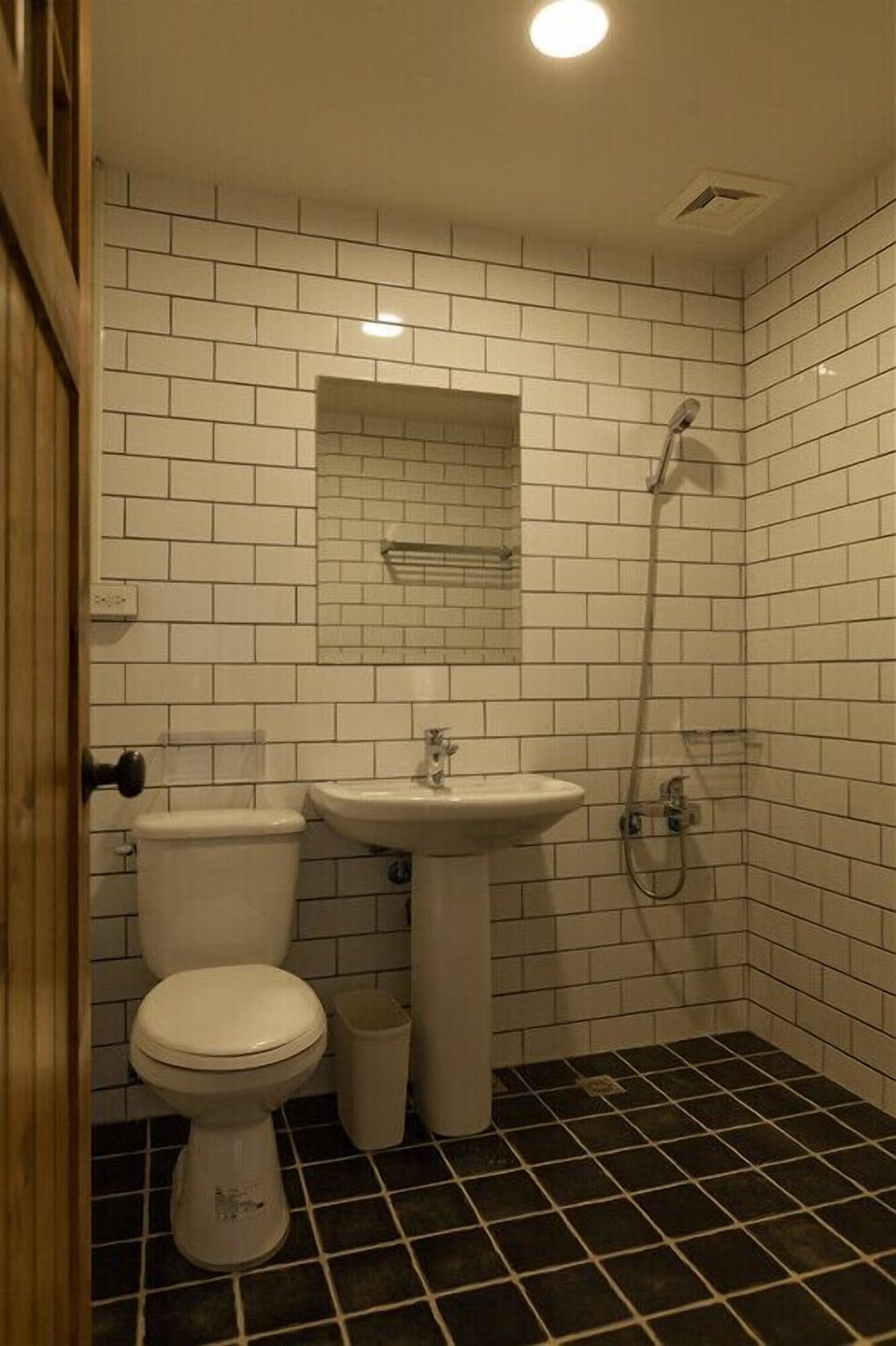 Female Dorm, 6 People, Mini Voyage Hostel Hualian 5/6