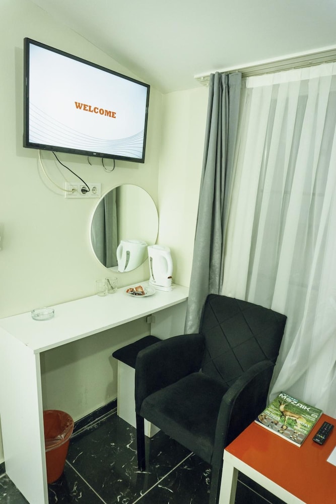Arkem 2 Hotel 49/66