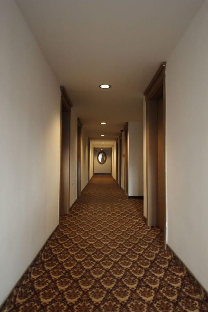 Tatvan Park Hotel 10/12