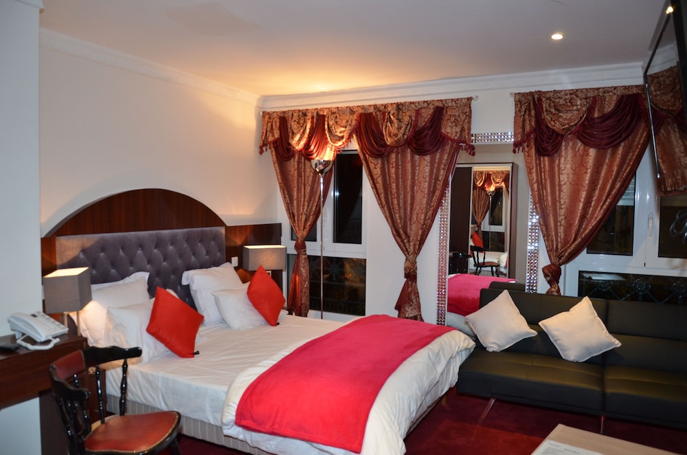 Regina Montmartre Hotel 8/34