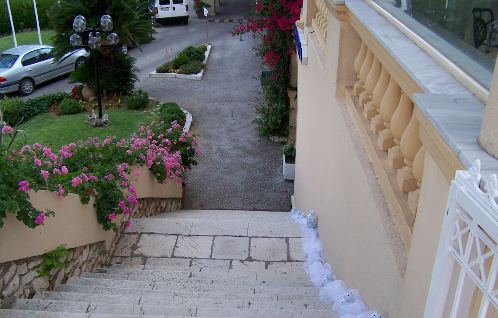 Corfu Palace Hotel 8/66