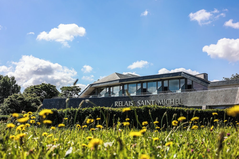 Le Relais Saint Michel 45/50