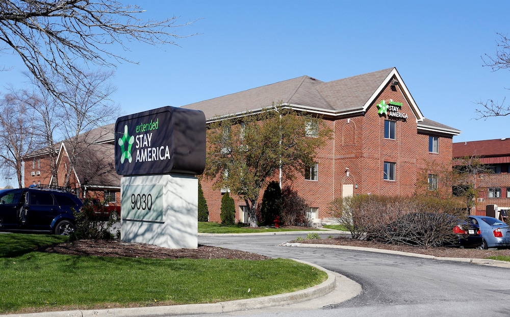 Suburban Studios Indianapolis Northwest - College Parks thumb 4