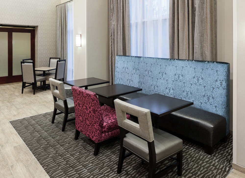 Hampton Inn & Suites Westford - Chelmsford 37/48