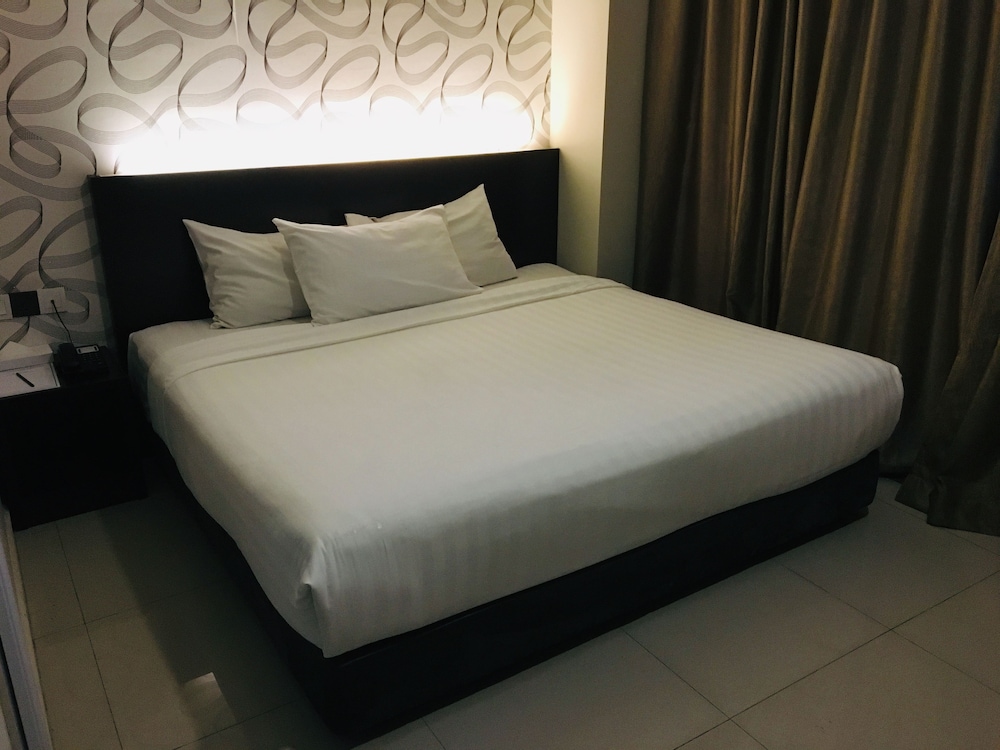 IZUMI HOTEL BUKIT BINTANG 30/52