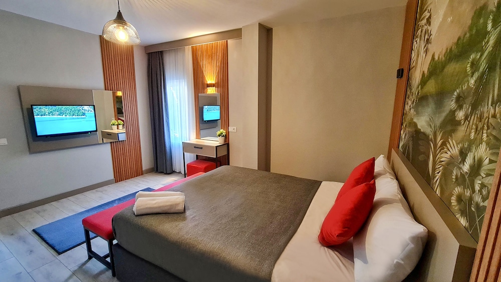 Letstay Panorama Suites 8/50