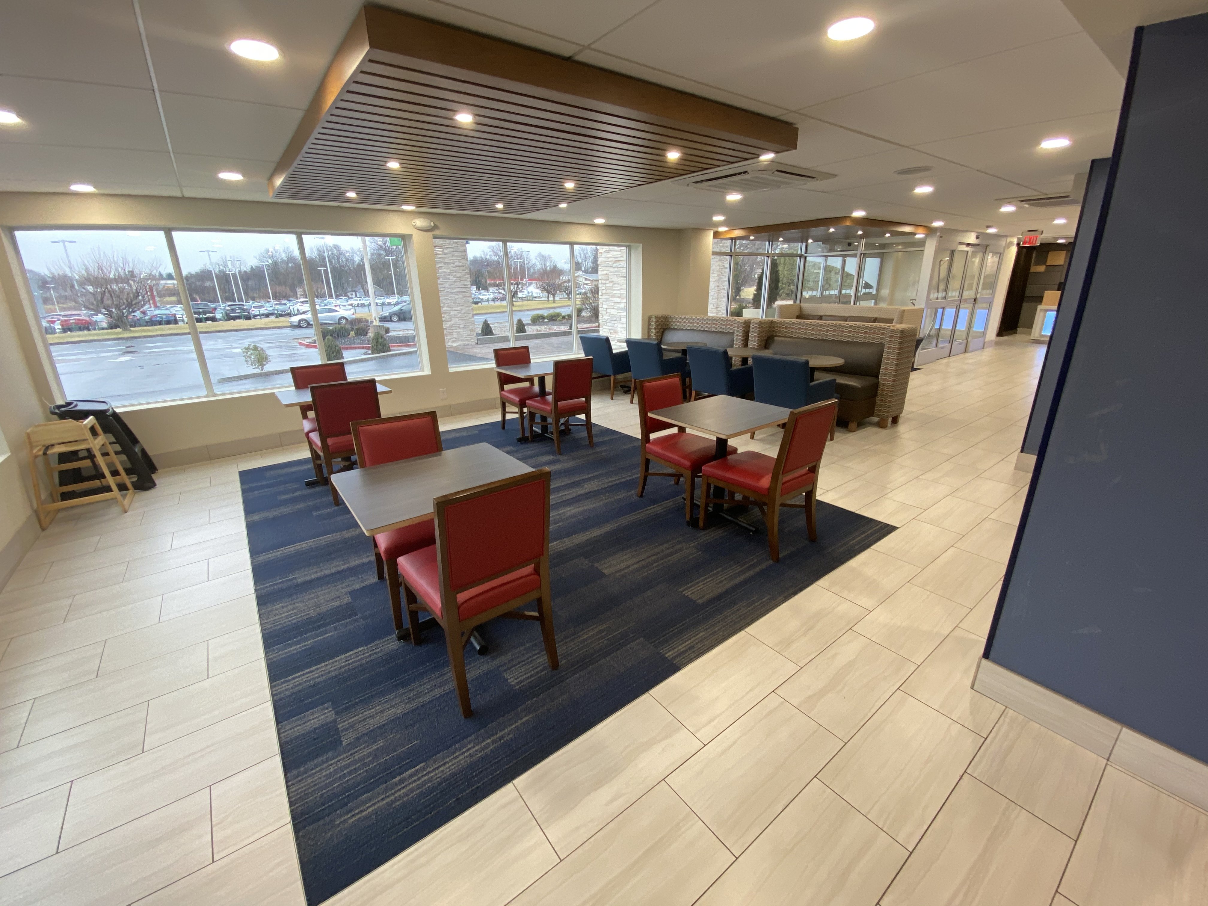 Holiday Inn Express Allentown North 51/62