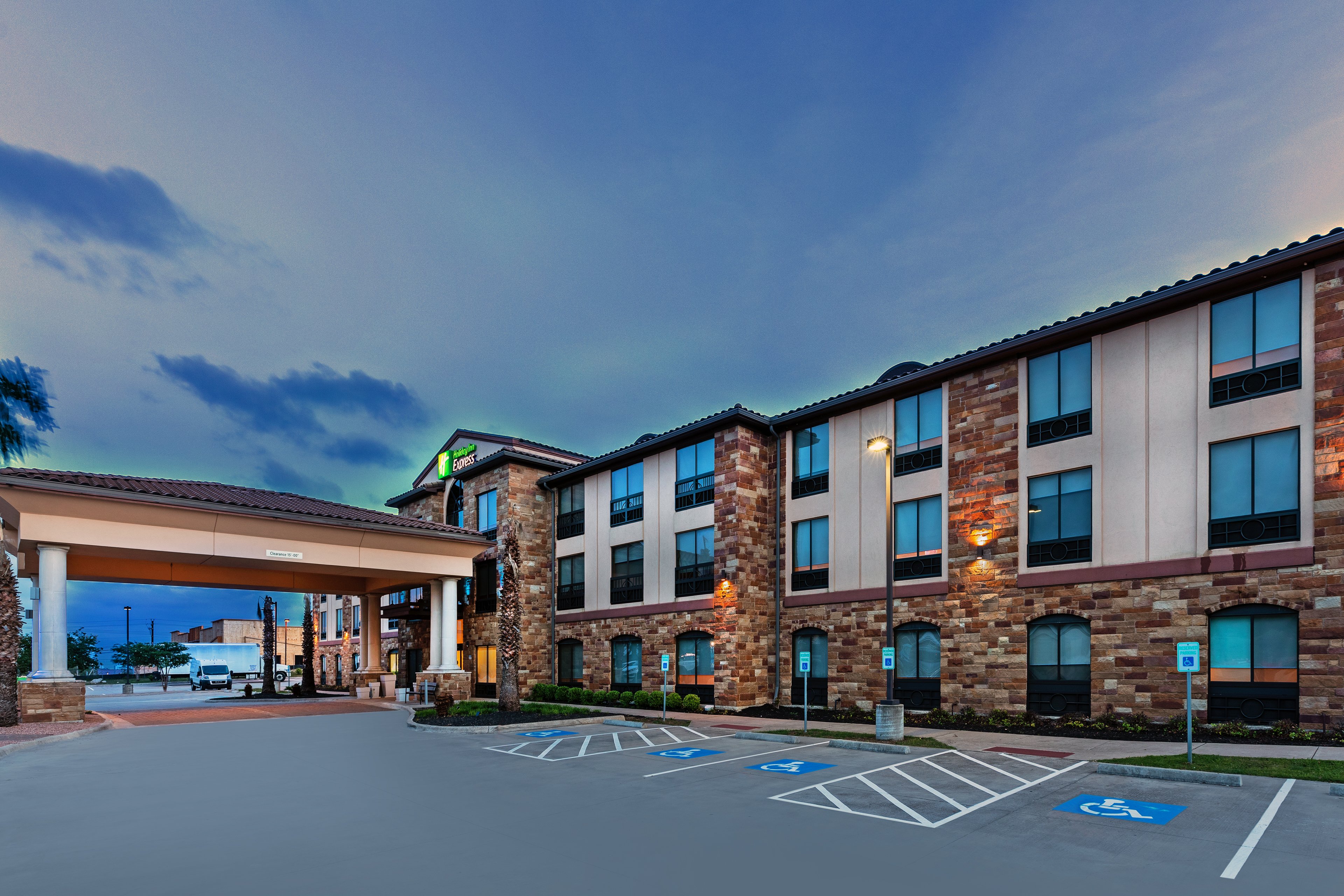 Holiday Inn Express & Suites Austin NW - Lakeway 9/50