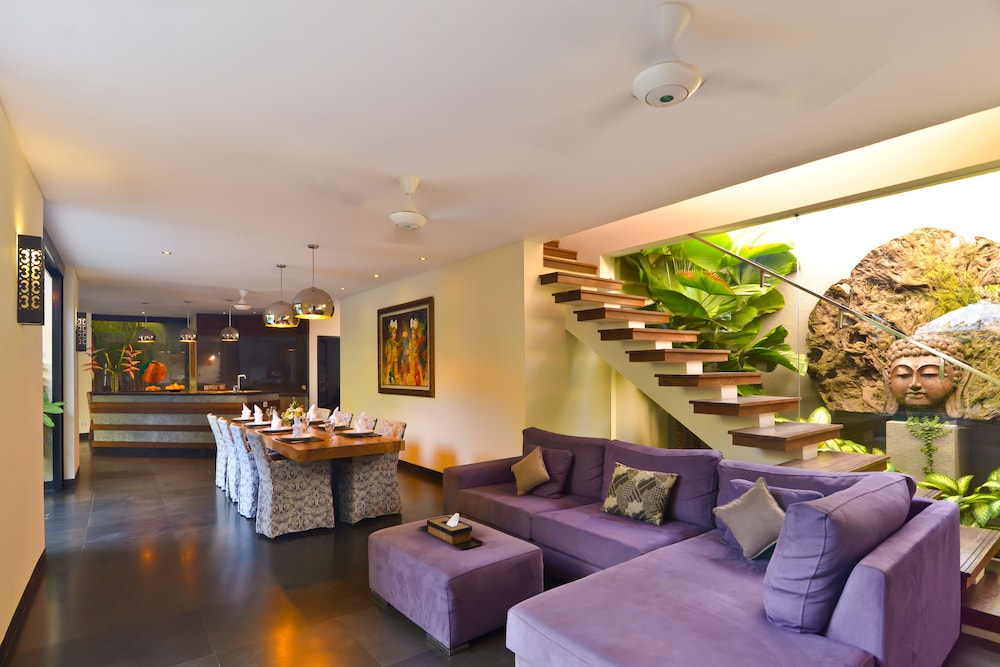 Elok Villas 25/38