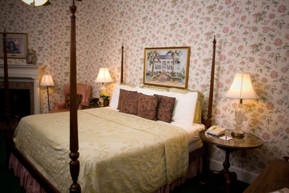 1842 Inn 16/74