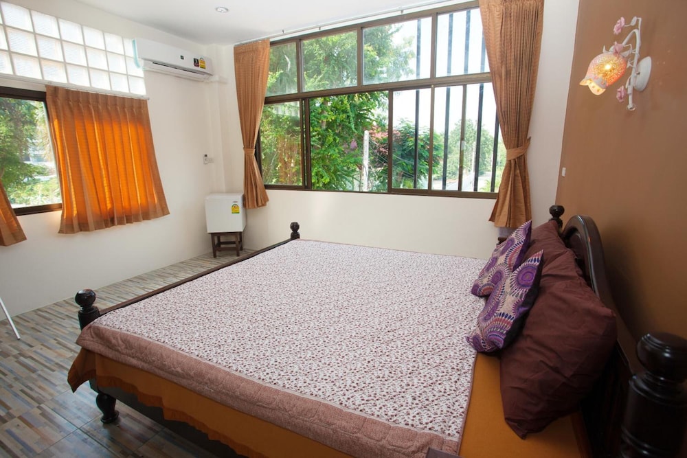 Sea Breeze Guest House 41/73