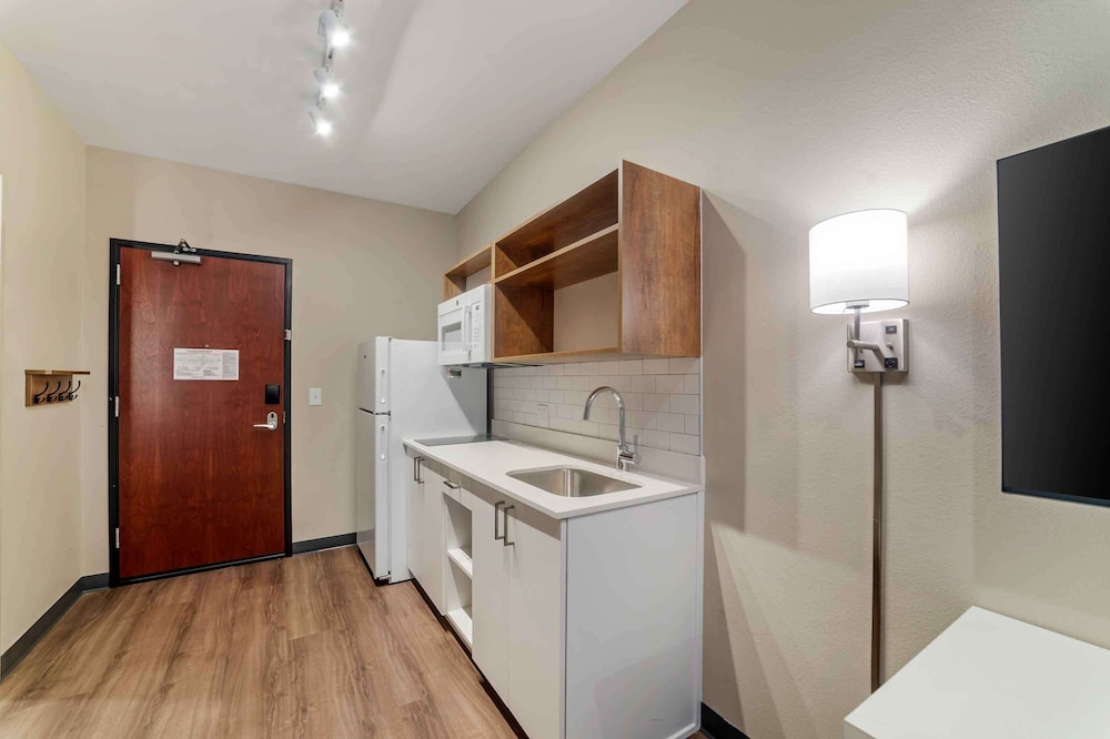 Extended Stay America Premier Suites - Asheville 32/33