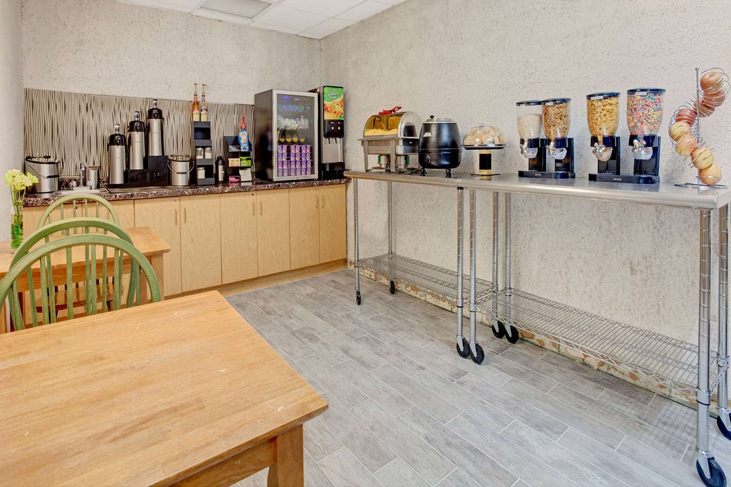 Microtel Inn Suites By Wyndham Stockbridge Atlanta I 75 12/58