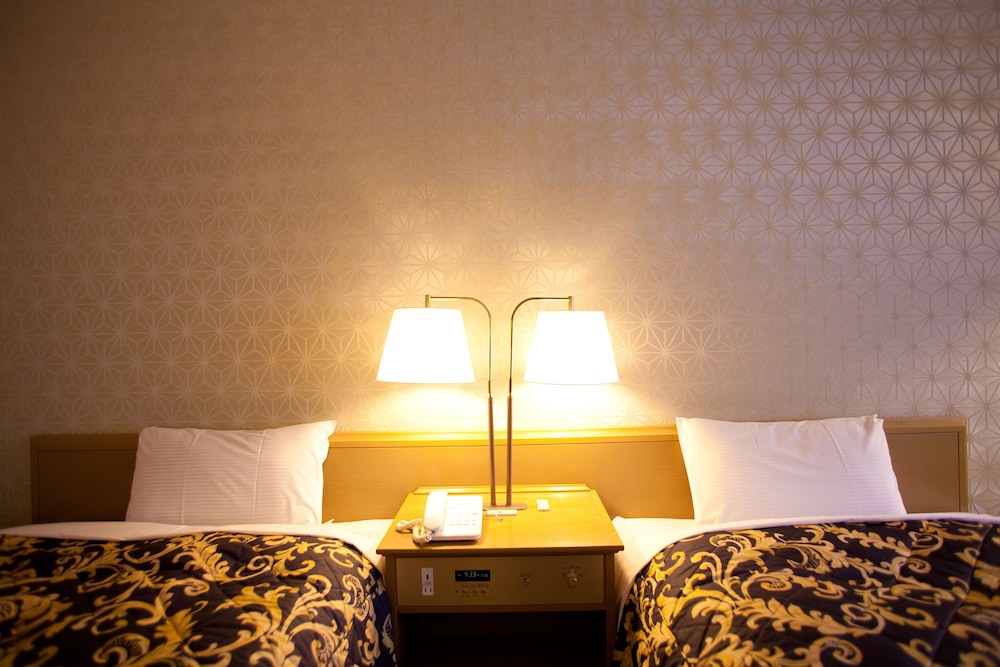 Ranzan Hotel 16/50