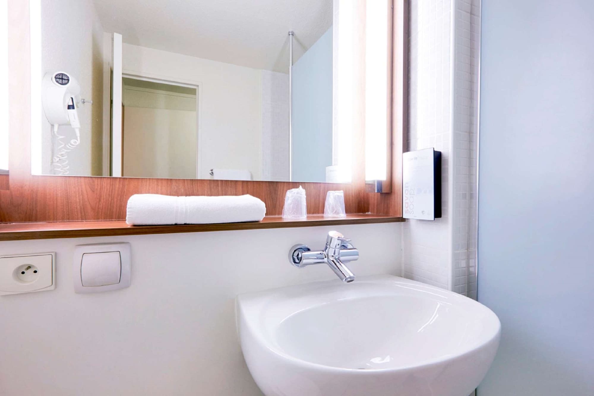 Next Generation, Twin Beds، CAMPANILE PARIS SUD - PORTE D'ORLEANS ARCUEIL 6/9